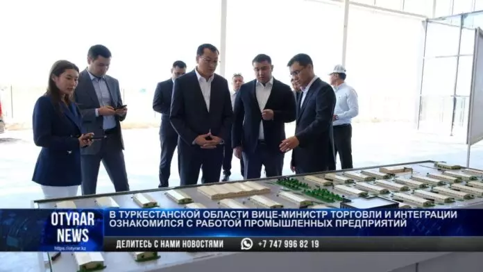 Вице-министр торговли побывал на предприятиях в Туркестанской области