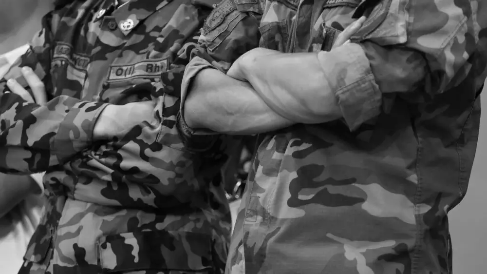 Казахстанский солдат-срочник получил травму, несовместимую с жизнью