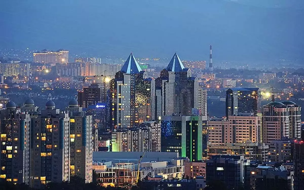 Жители Алматы вновь почувствовали землетрясение