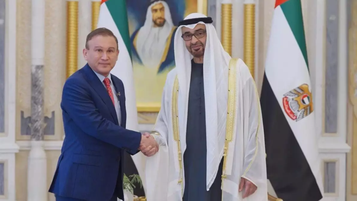 Посол Казахстана вручил верительные грамоты Президенту ОАЭ