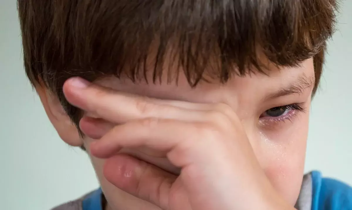 Видео с издевательством над ребенком попало в Сеть