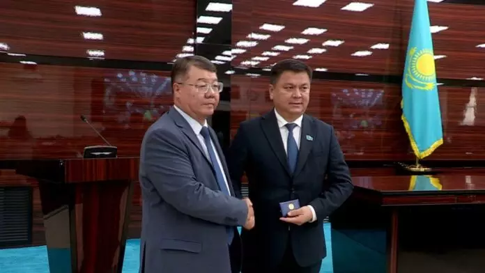Бақытжан Позилов қалалық мәслихат депутаты болып сайланды