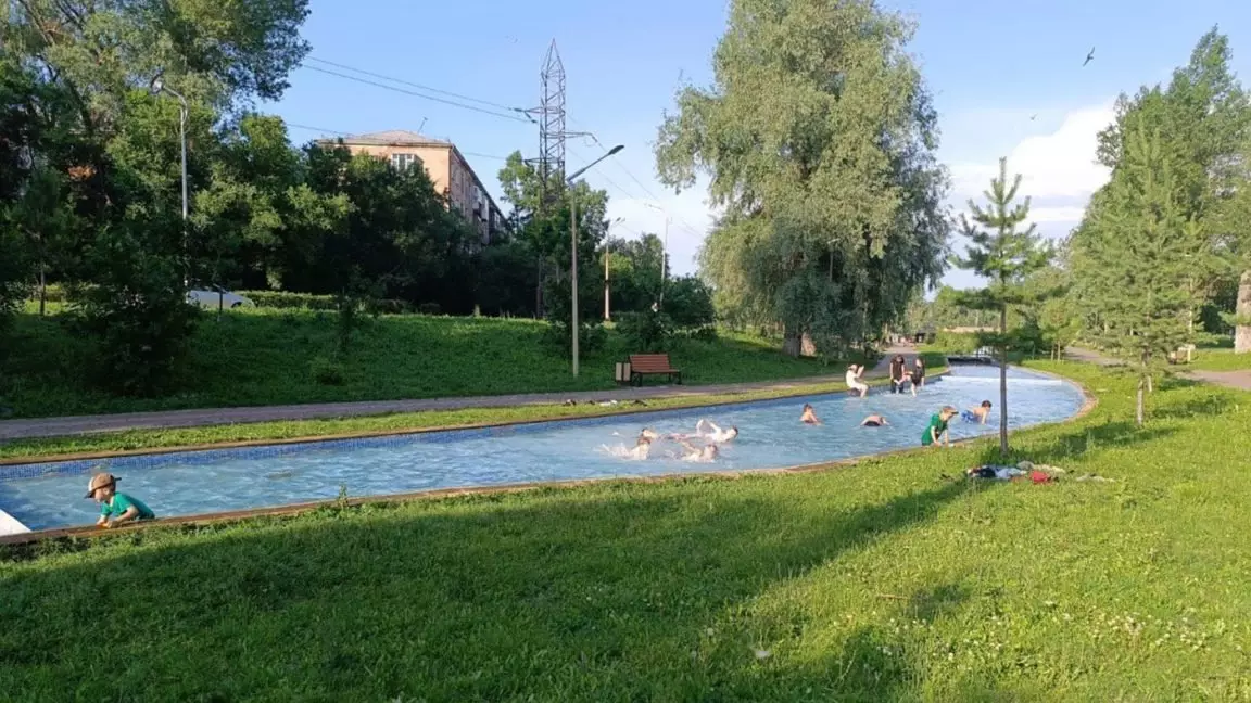 Детские купания: в фонтанах Усть-Каменогорска можно заразиться гепатитом А
