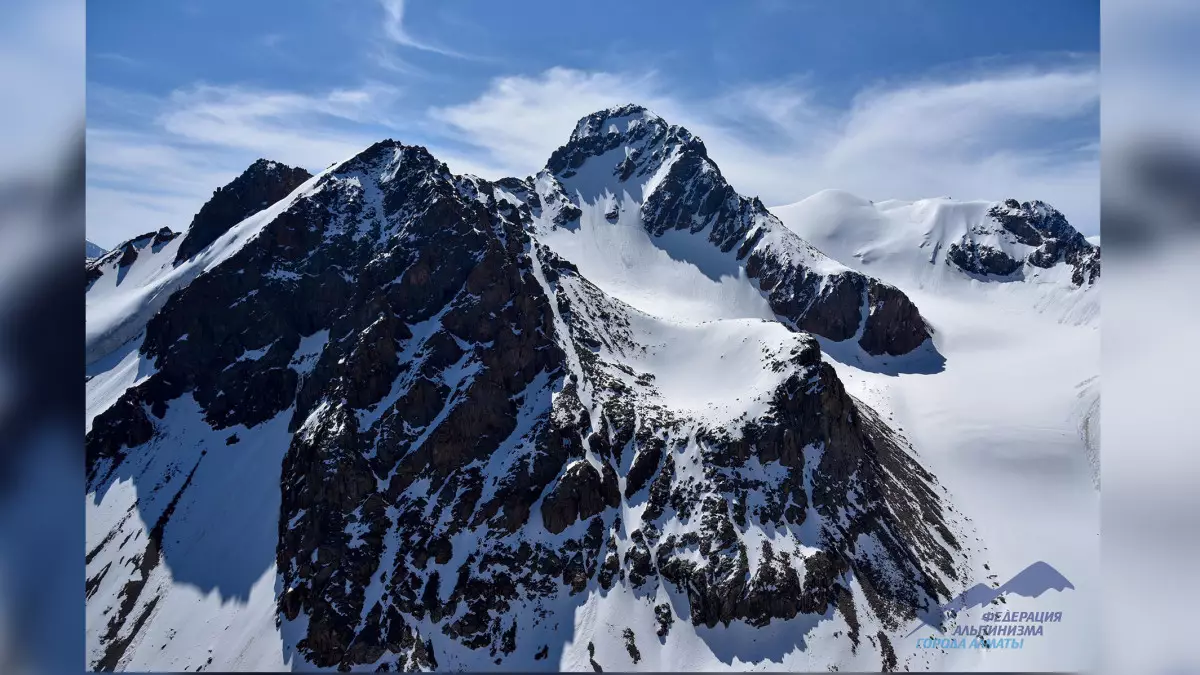 Тысячи альпинистов со всего мира совершат восхождение на пик высотой 4376 метров в горах Алматы
