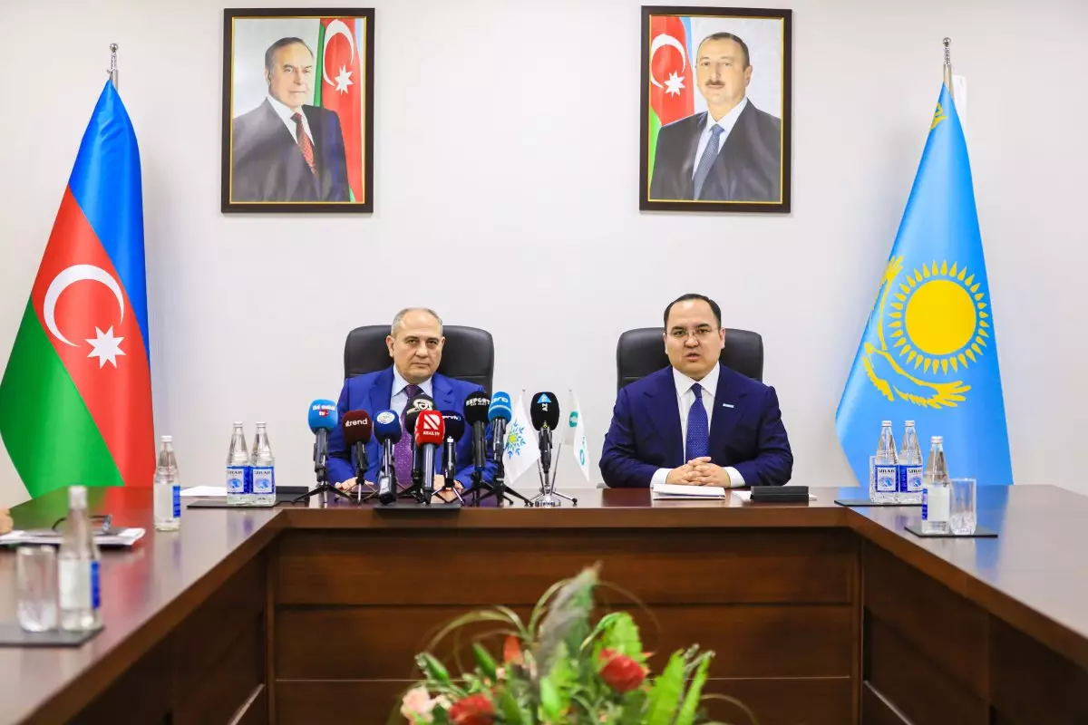 Партия «AMANAT» и партия «Ени Азербайджан» договорились о сотрудничестве