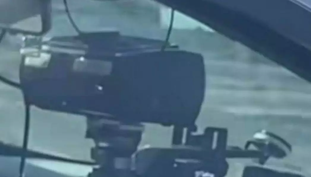 Атырау облысындағы тасжолда жасырын камера қойылған полиция көлігі байқалды