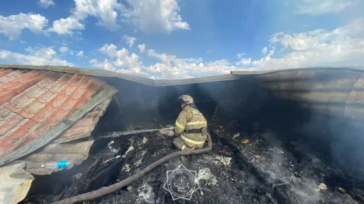 Жилые дома горели в трех регионах Казахстана