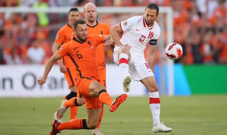 Прямая трансляция матча Польша - Нидерланды на Евро-2024