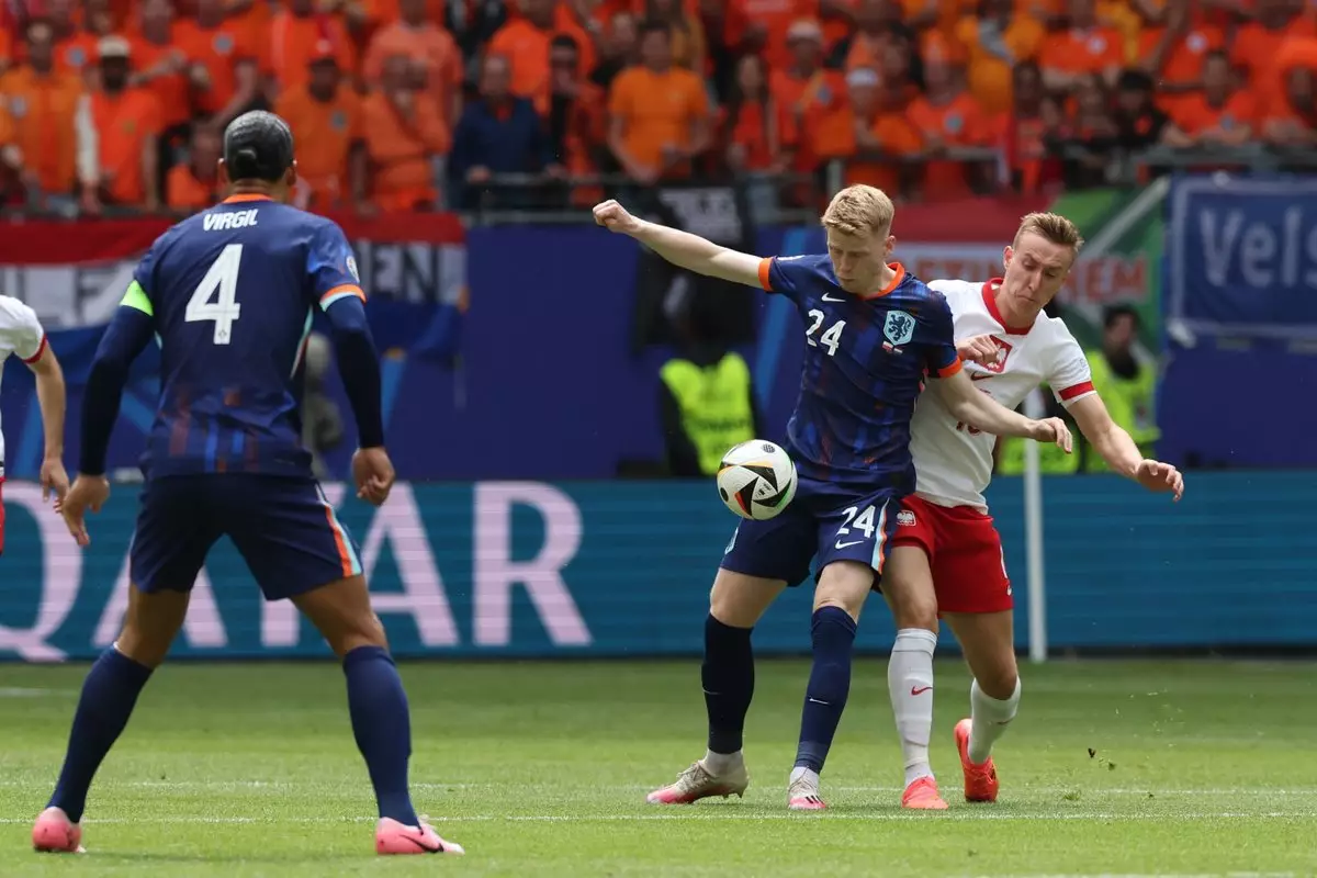 Польша — Нидерланды: Букса открыл счет в матче Евро-2024
