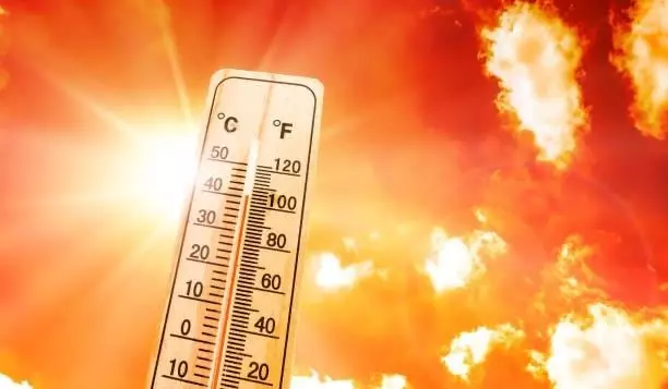 Синоптики предупреждают: В большинстве регионов в понедельник сильная жара, в Астане – град