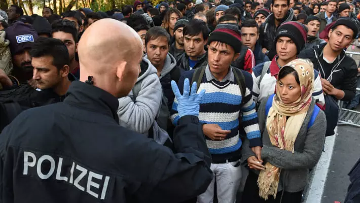Германия обсуждает с Узбекистаном депортацию афганских беженцев на родину