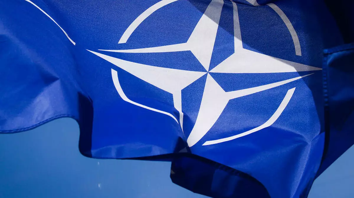 В НАТО начали обсуждать приведение ядерного оружия в состояние боеготовности