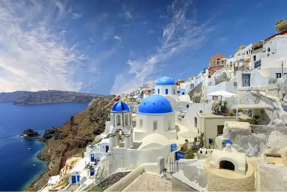 На островах Греции загадочно исчезают и погибают туристы