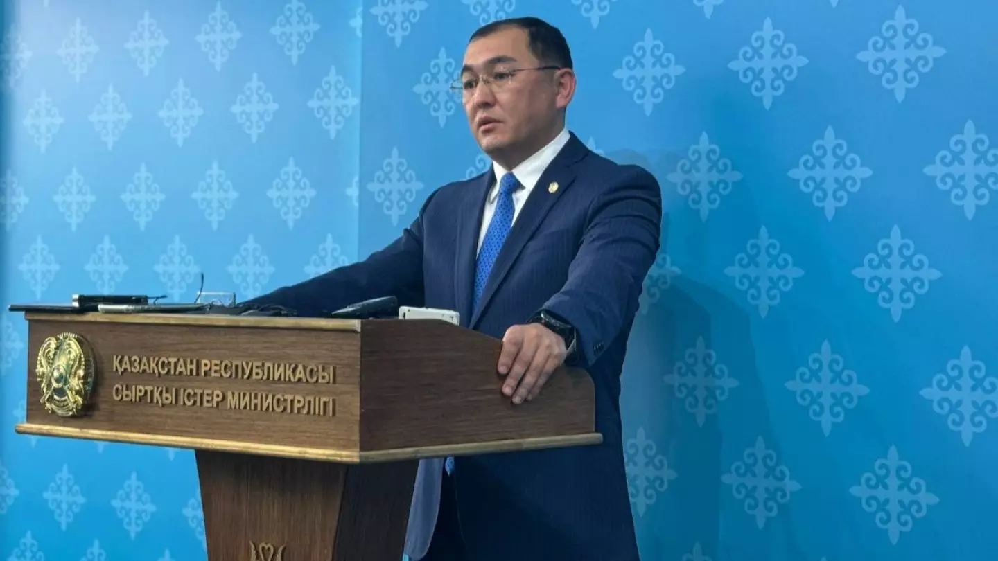 Акжаркын Турлыбай чувствует себя хорошо в китайской тюрьме, утверждают в МИДе Казахстана