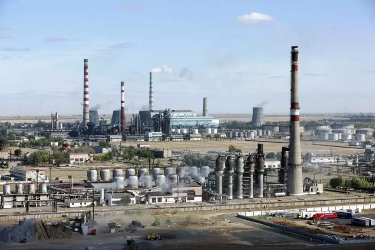 Павлодарский нефтехимический завод останавливают на ремонт