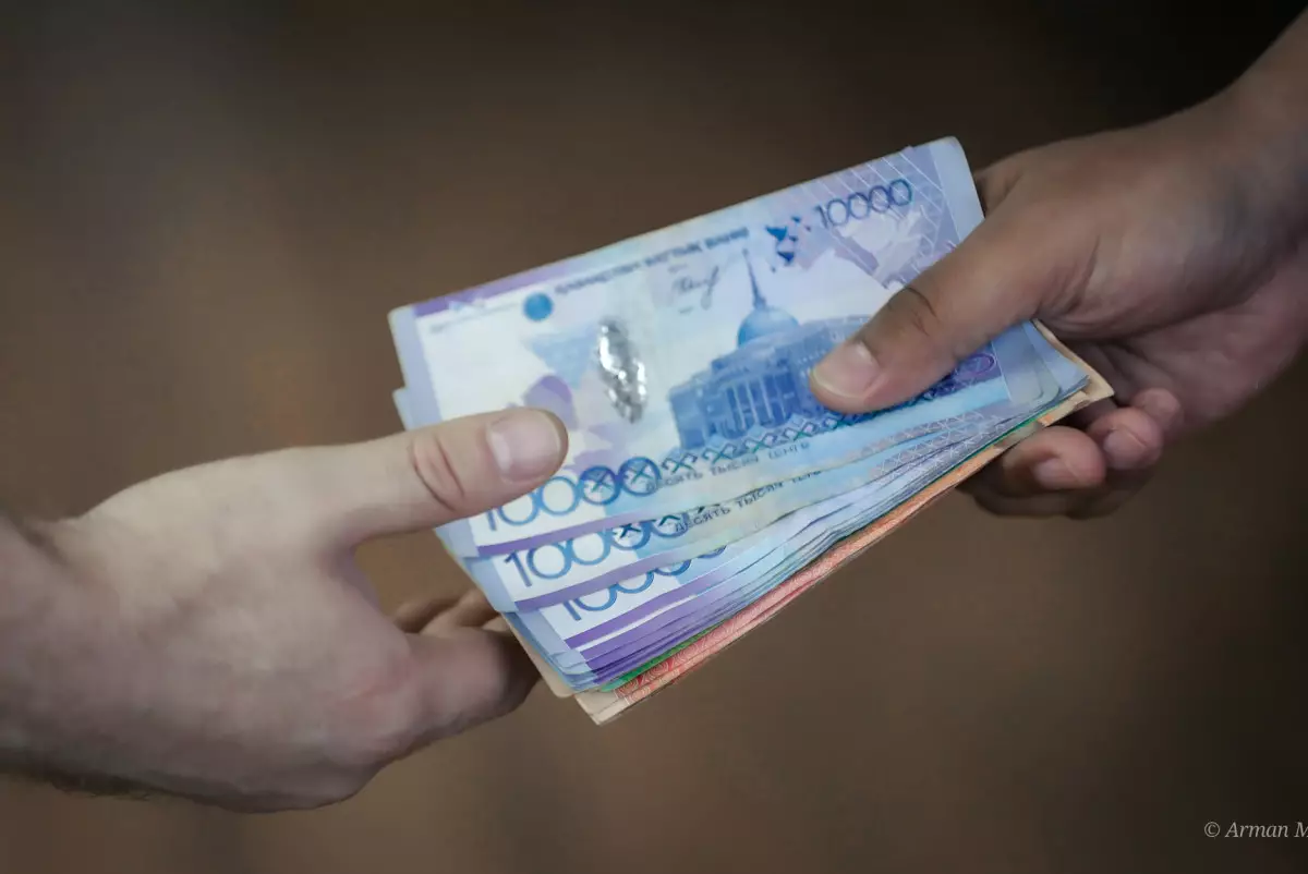 Сотрудников управления цифровизации осудили в Шымкенте за коррупцию