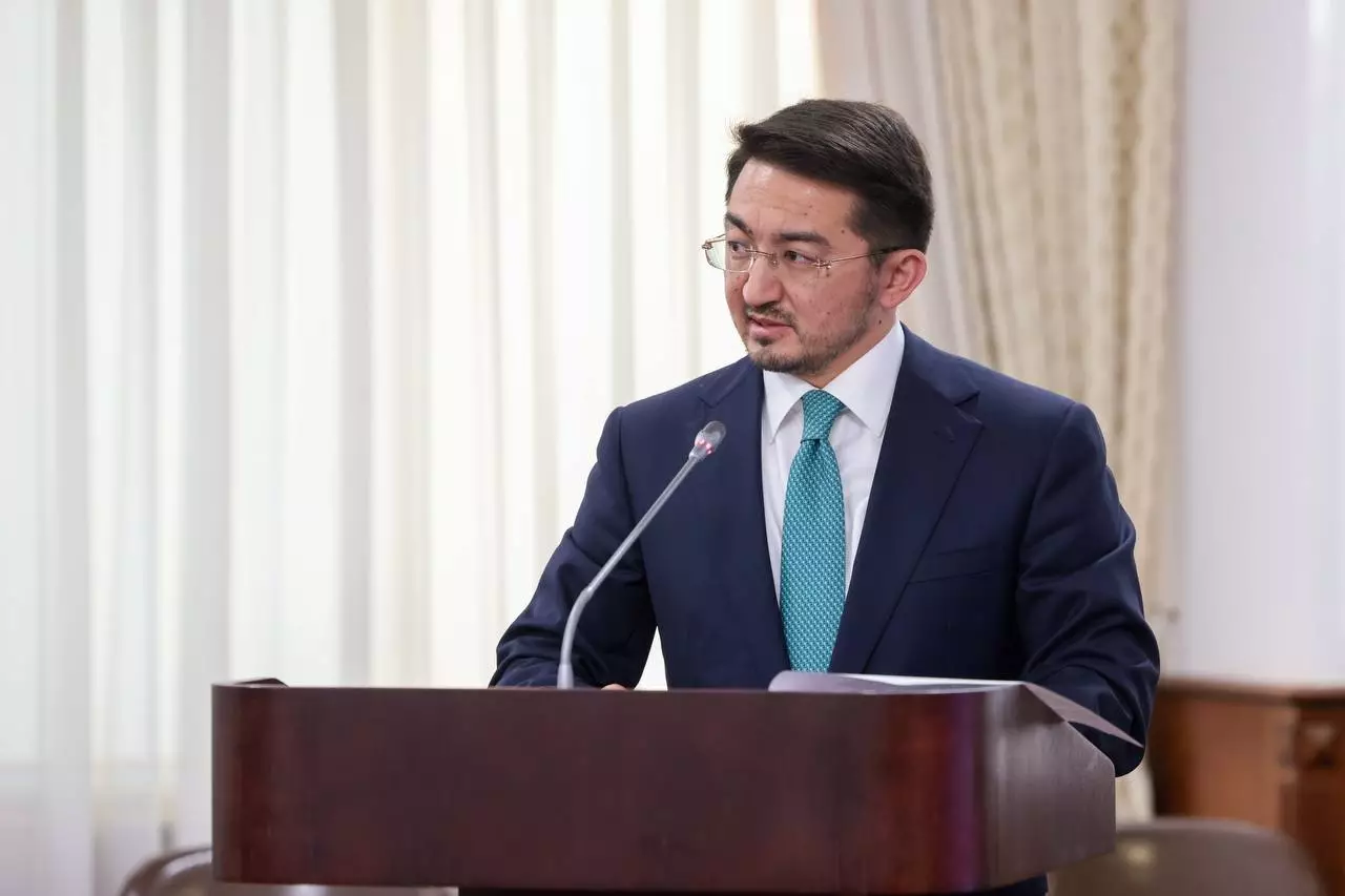 Новый министр цифрового развития доложил правительству о внедрении  в Казахстане мобильной связи 5G