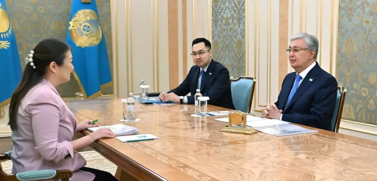 Президент поручил Динаре Закиевой координировать программу воспитания детей