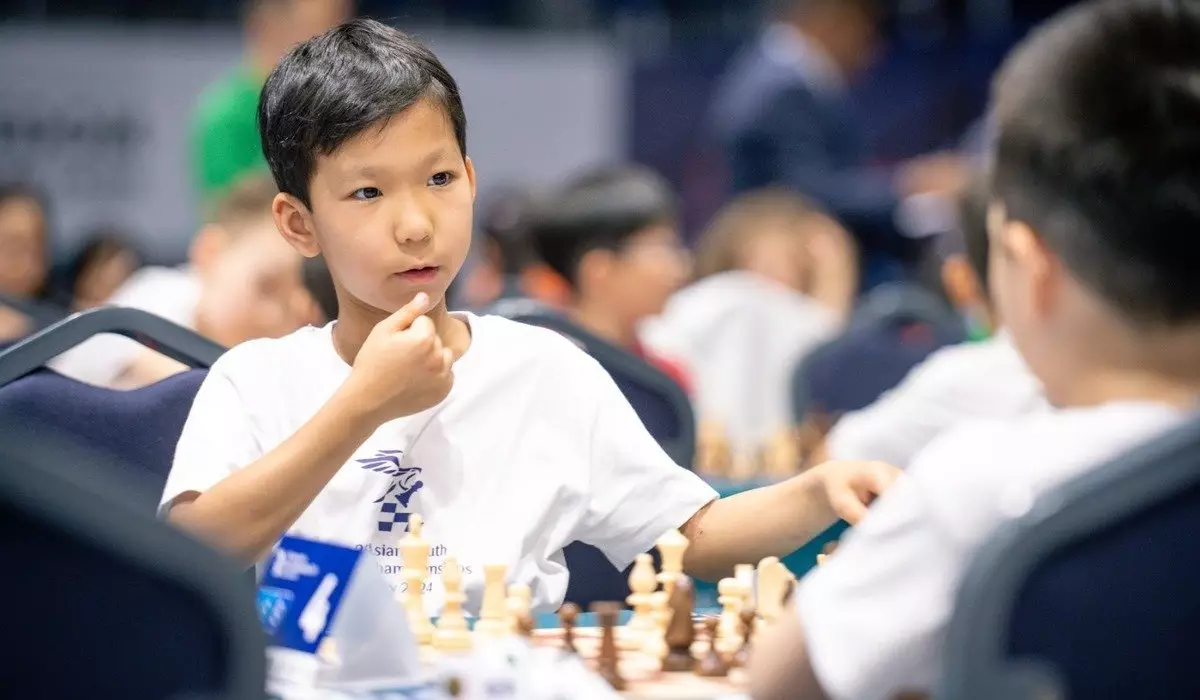 Восьмилетний казахстанец стал чемпионом Азии по шахматам