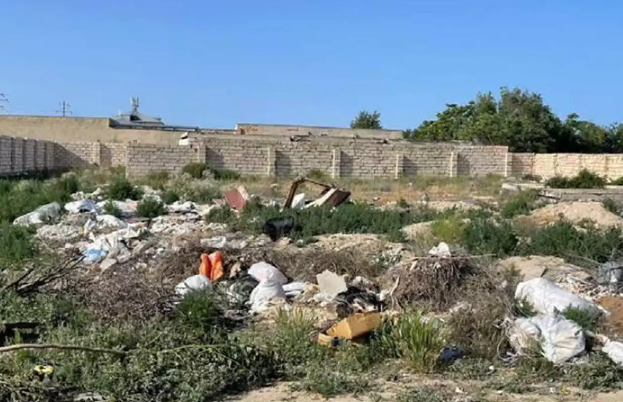 Около 25 тысяч тонн мусора вывезли с несанкционированных свалок в Актау