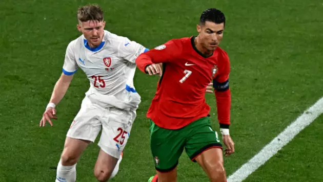 Критика, симуляция и автогол. Как Португалия вместе с Роналду еле вырвала победу на старте Евро