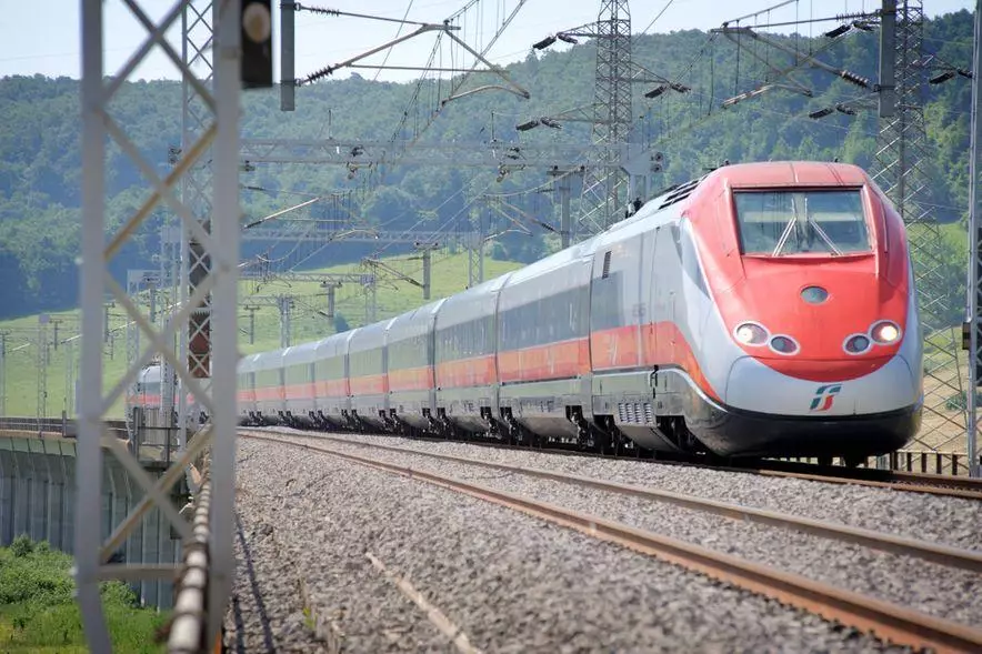 В Италии запускается скоростной ночной поезд, проходящий через всю страну