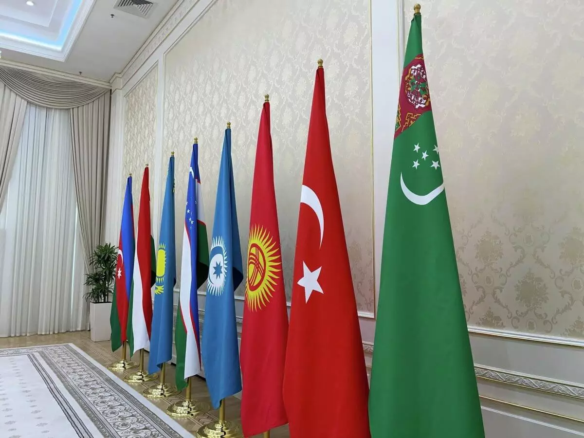 Кыргызстан предложил тюркским странам создать свою версию НАТО