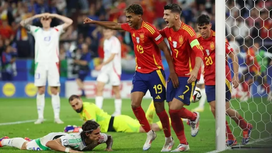 Испания победила Италию и вышла в плей-офф Евро-2024