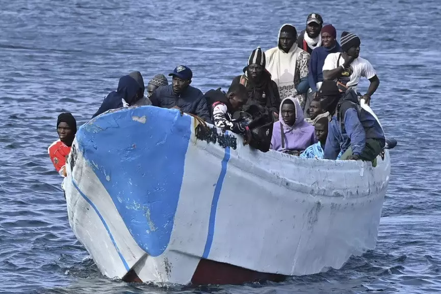 Круизный лайнер спас десятки мигрантов в Атлантическом океане