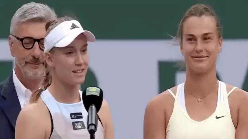 Рыбакина побеждает Соболенко в забавном WTA челлендже: Видео