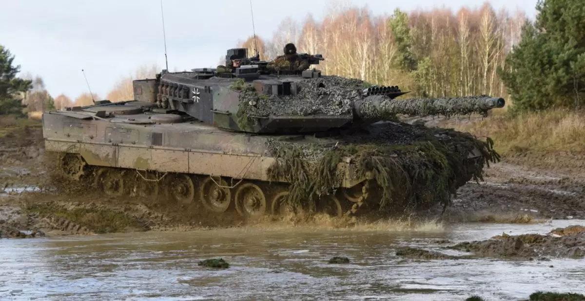 Германия закупит новые танки для обеспечения своей бригады в Литве