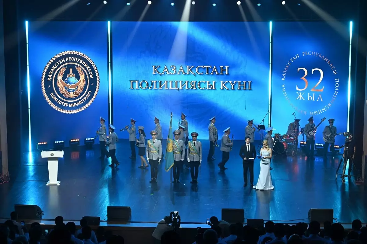От курсанта до генерала: в Алматы впервые поставили мюзикл о жизни полицейского