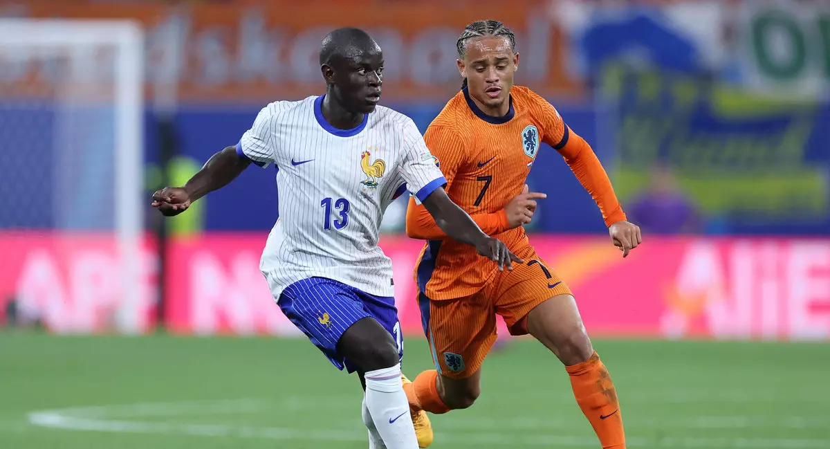 Нголо Канте признан лучшим игроком матча Нидерланды — Франция
