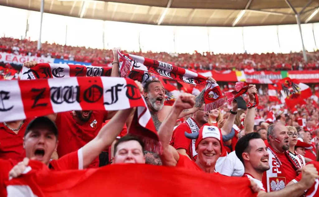 В Австрии осудили баннер с лозунгом правых экстремистов на матче Евро