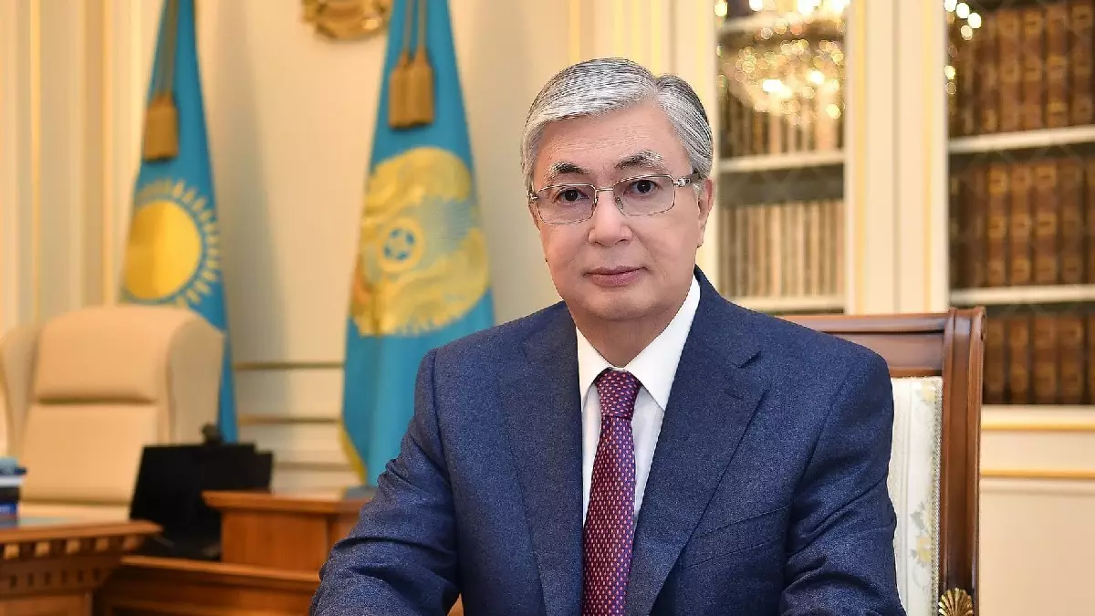 Госслужащим отводится ключевая роль в построении Справедливого Казахстана — Токаев