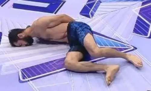 Казахстанский боец чудовищно нокаутировал непобежденного соперника в первом раунде. Видео