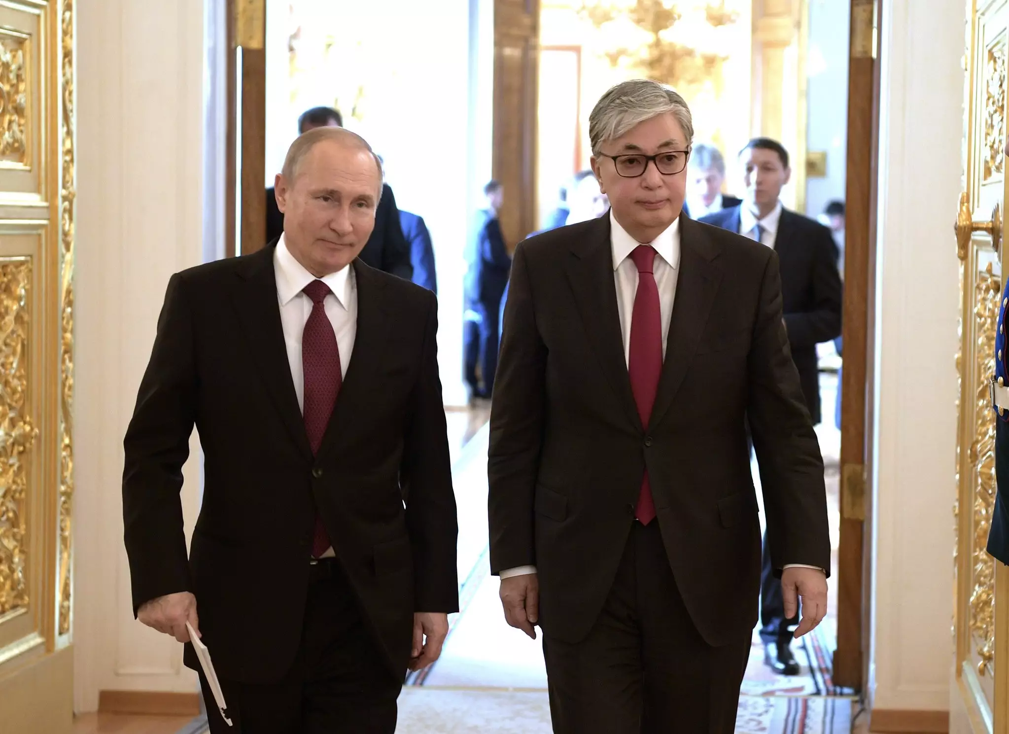 Токаев предложил Путину содействие в оперативно-розыскной деятельности в связи с терактом в Дагестане