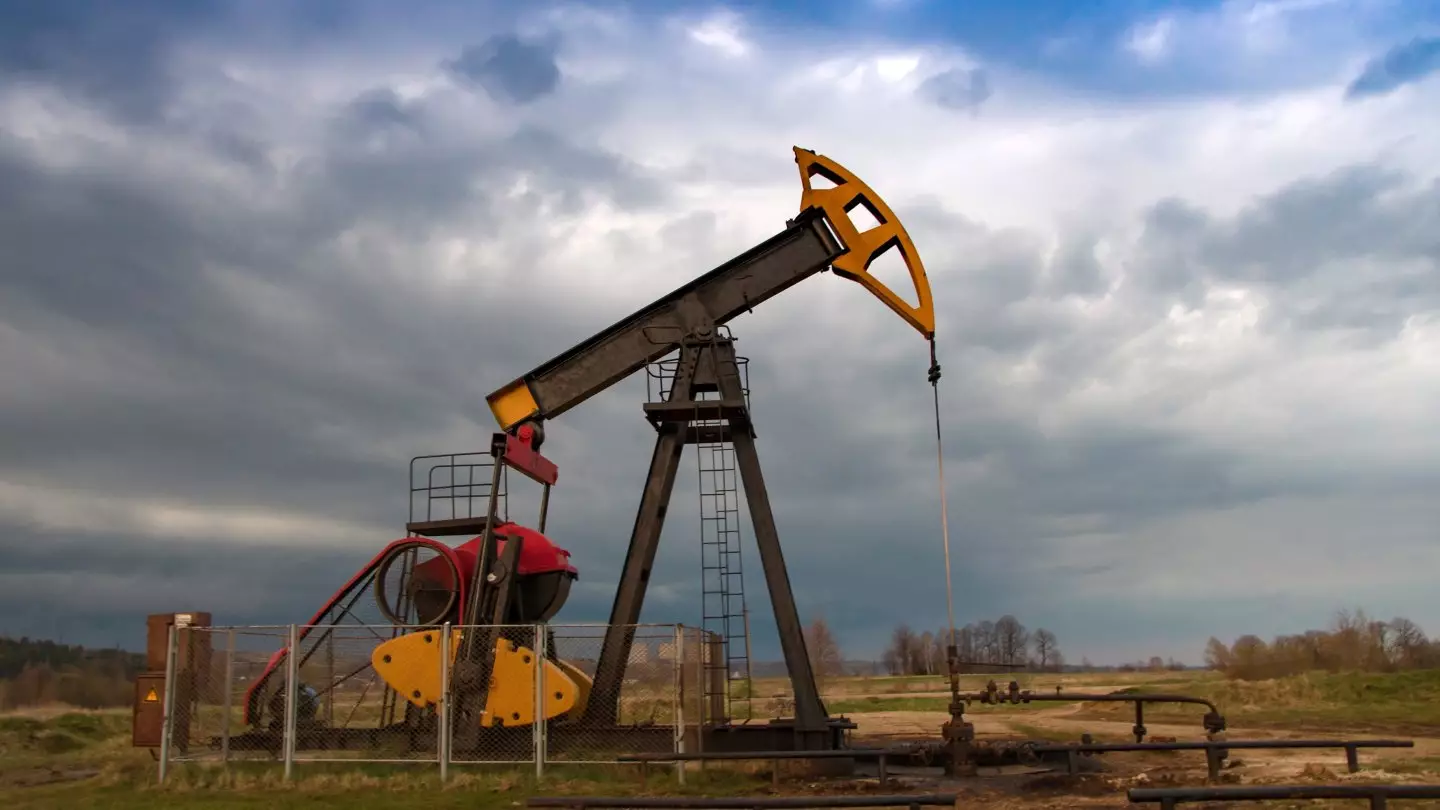 600 затопленных скважин: Казахстан восстановил добычу нефти после паводков