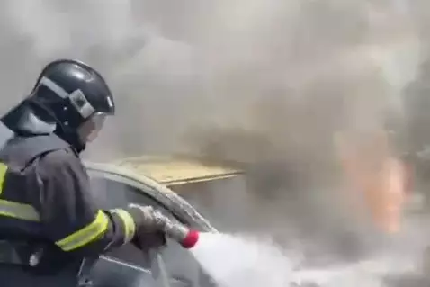 Авто загорелось на дороге в Усть-Каменогорске