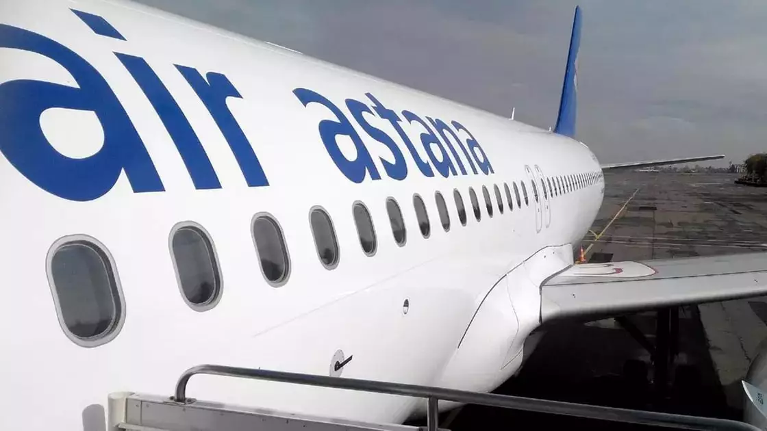 "Улетел на 7 часов раньше": депутат мажилиса раскритиковала авиакомпанию Air Astana