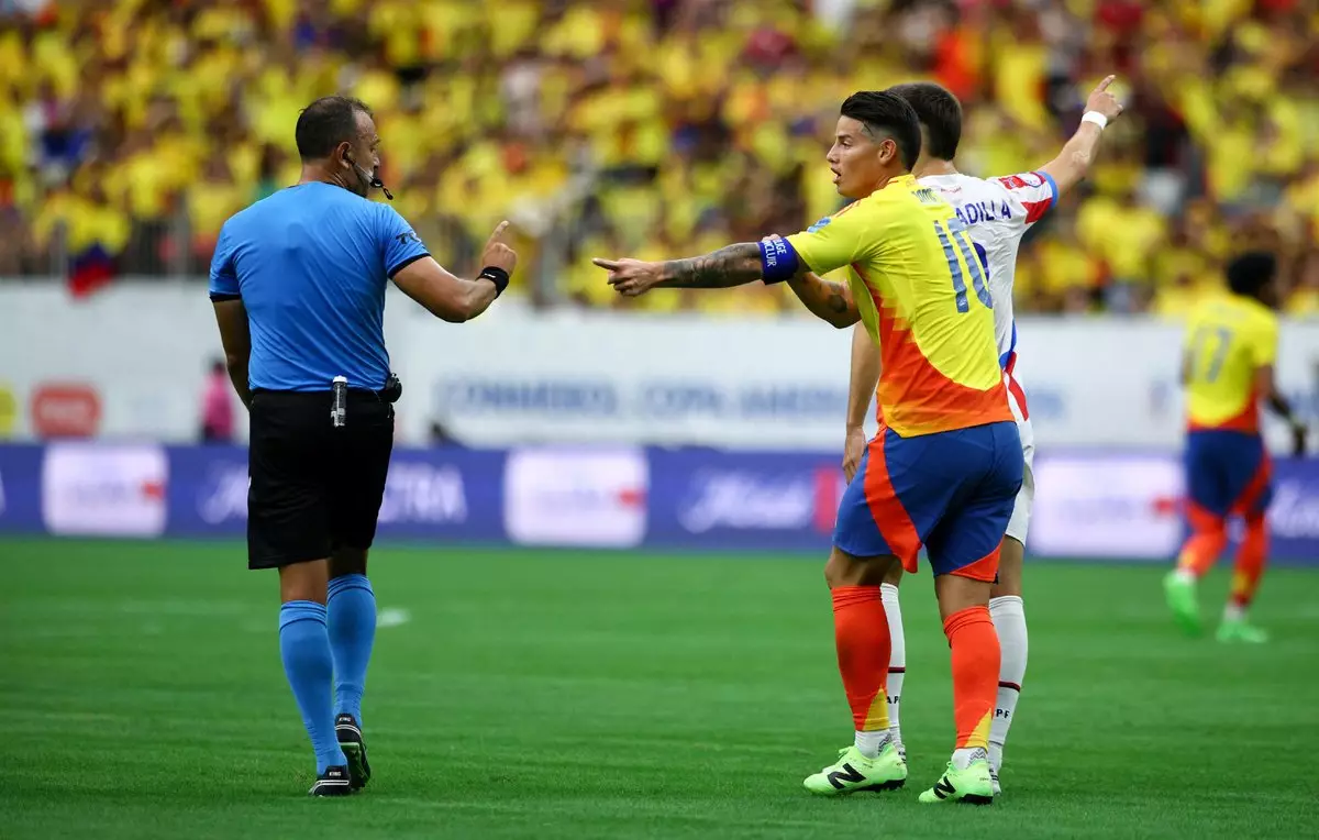 Бальбуэна не спас Парагвай. Победу Колумбии обеспечила вдохновенная игра Хамеса