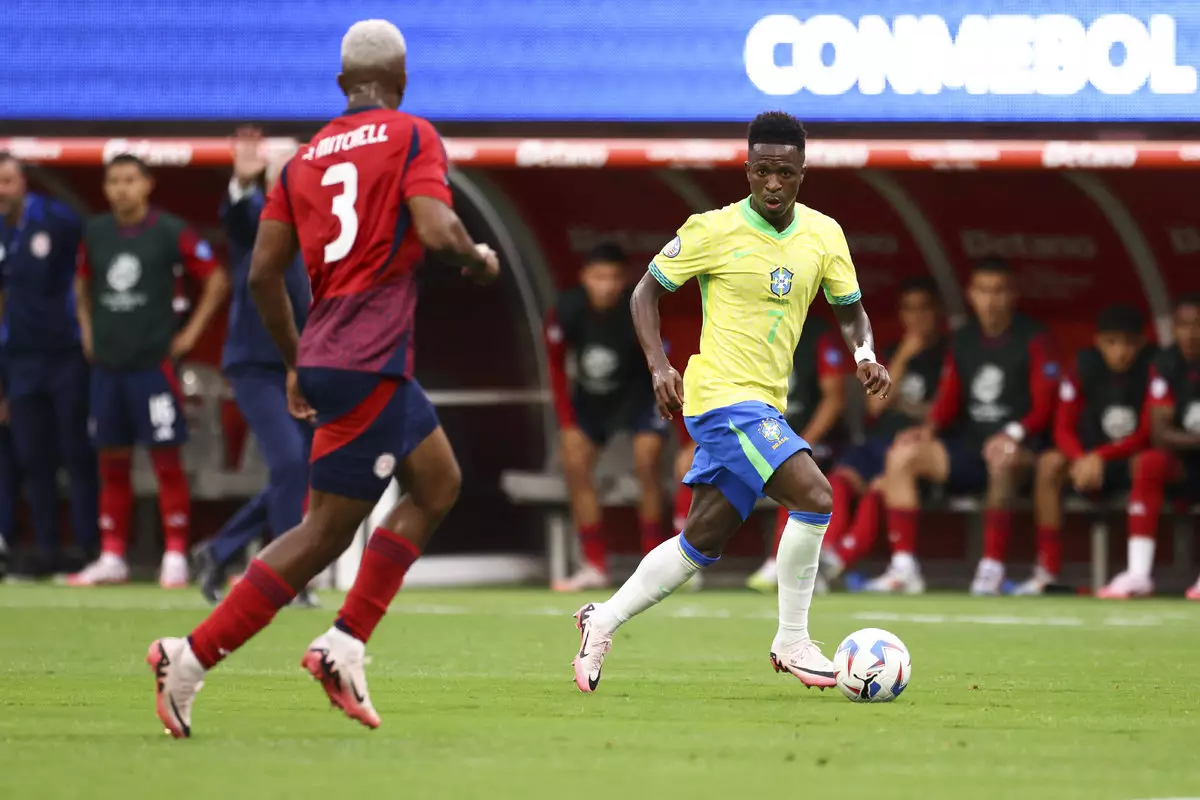 Бразилия сыграла вничью с Коста-Рикой в первом матче на Кубке Америки
