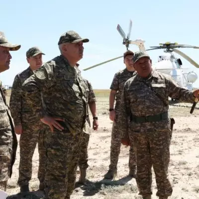 Министр обороны проверил готовность военных объектов к сборам с резервистами