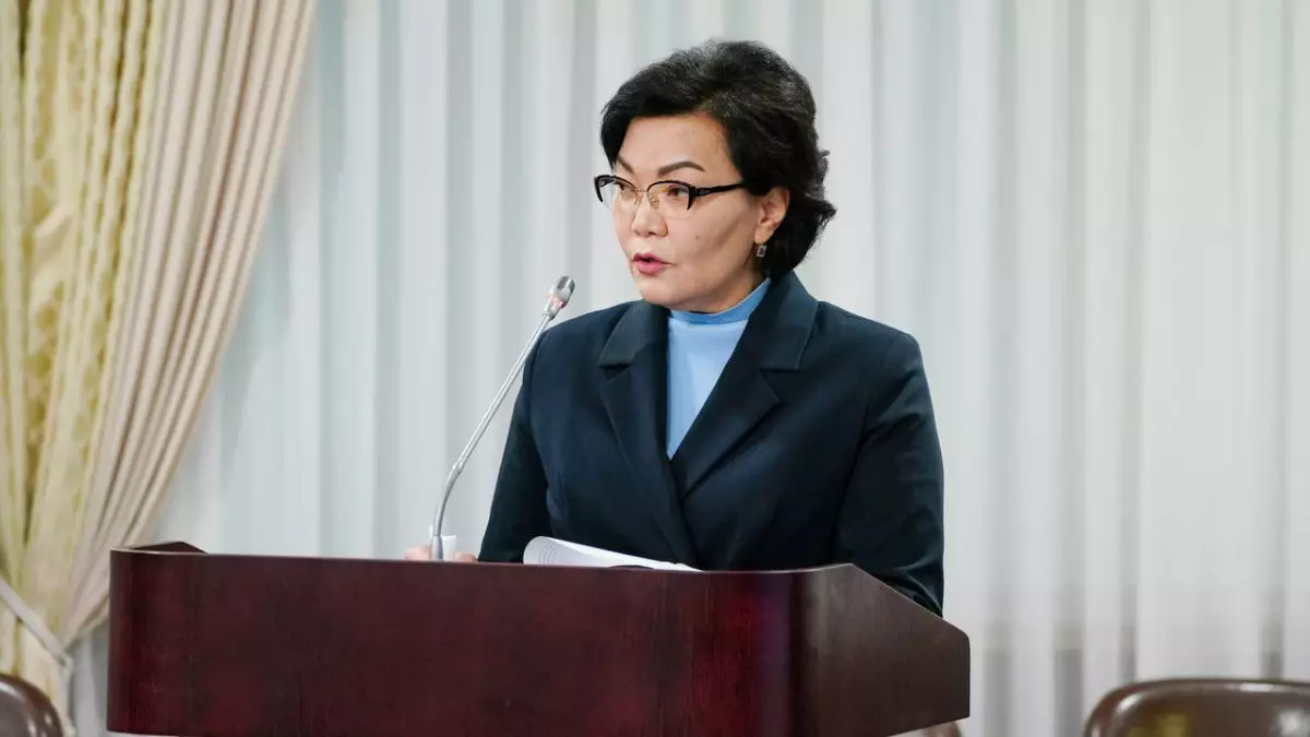 Еңбек министрі: Жұмыс істегісі келетін жастарды әскерден босату керек