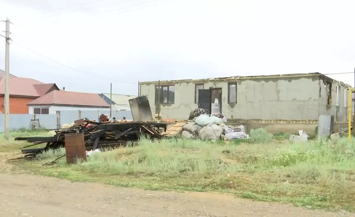 Без крыши над головой: пожар уничтожил единственное жилье многодетной семьи