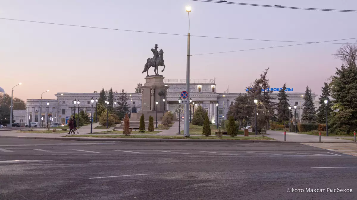 Тереңде жатқан қазына: метроның «Абай» станциясы өзге бекеттерден неге төмен орналасқан