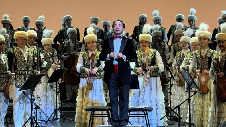 Казахскому Национальному оркестру народных инструментов имени Курмангазы исполнилось 90 лет