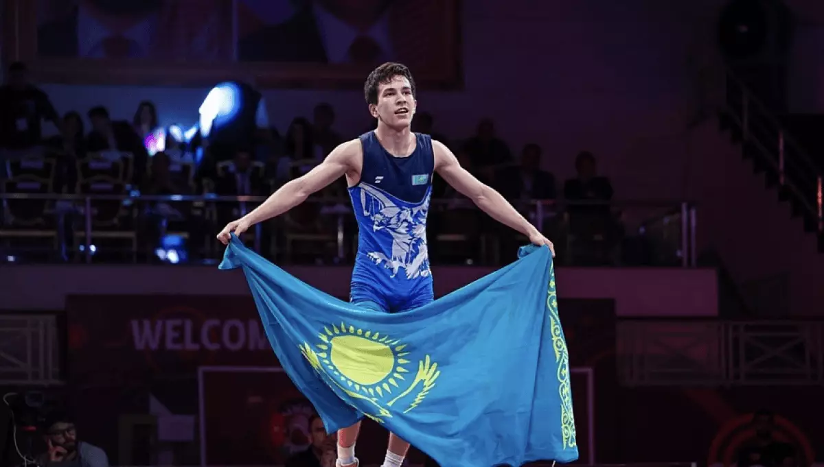 Казахстанцы завоевали шесть медалей на ЧА по греко-римской борьбе в Иордании