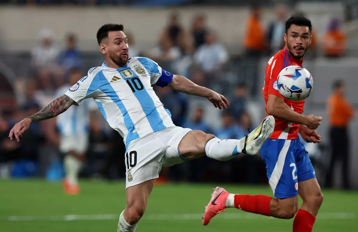 Аргентина вырвала победу и путевку в четвертьфинал после угловых Месси. Чилийцам теперь нужно обыгрывать Канаду