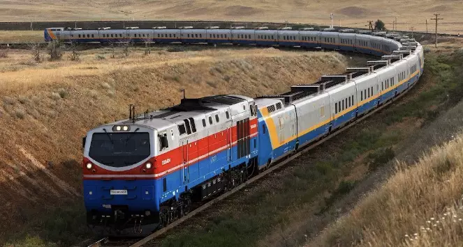 Разовый поезд перевезет 213 пассажиров опаздывающего рейса «Туркестан-Павлодар»